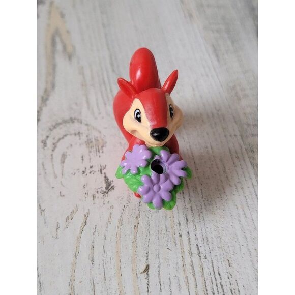 Red squirrel forest animal flower mini toy figure - Picture 1 of 4